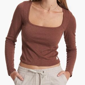 Vuori Long Sleeve Sunrise Square neck Hazelnut